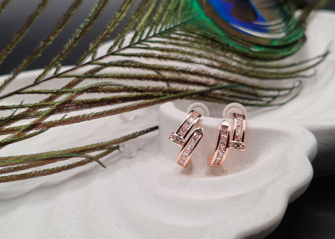 Interlocked Radiance Rose Gold Studs