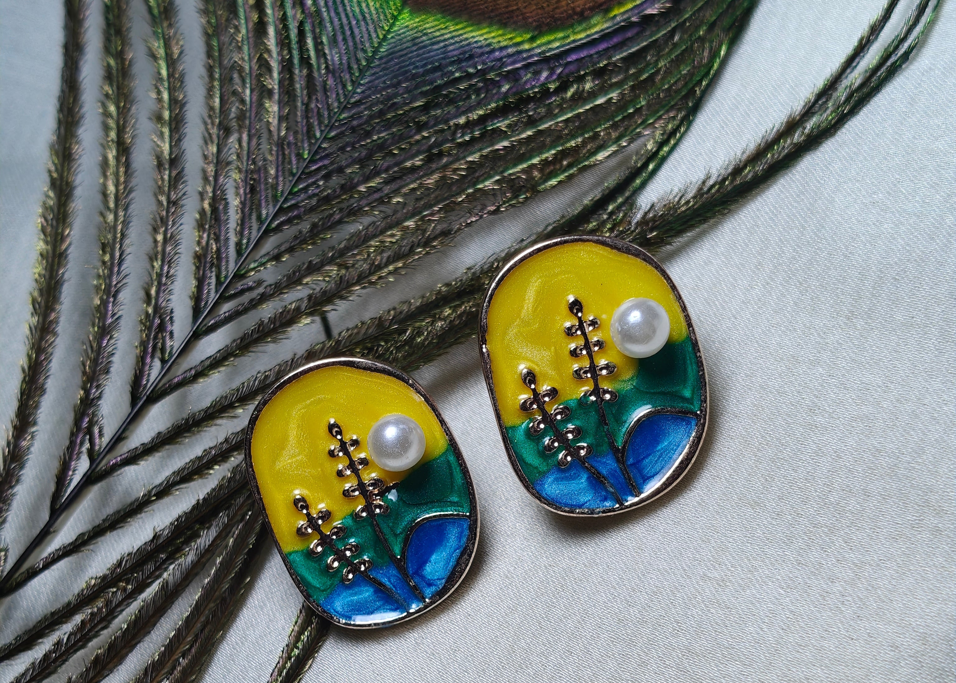 Aurora Premium Earrings