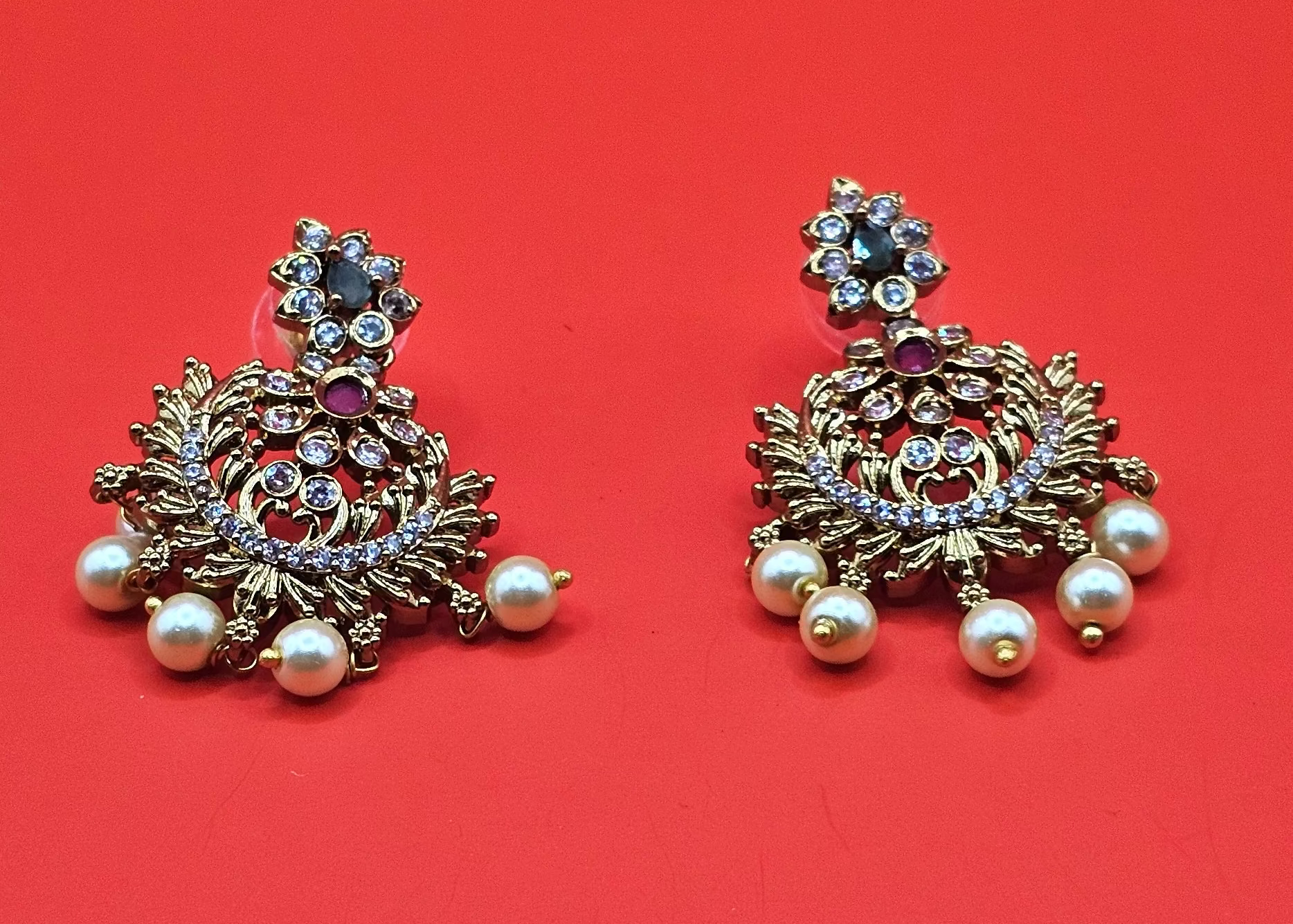 Golden & American Diamond Fusion - Temple Jewellery Queen's collection